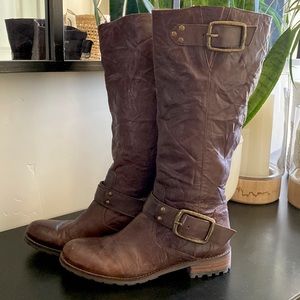 Jessica Simpson boots